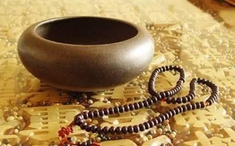 夜里常作噩梦，应多念观音菩萨_感应事迹